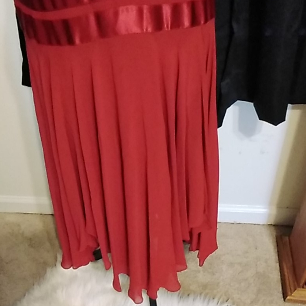 Dress by Eliza J - Picture 3 of 7